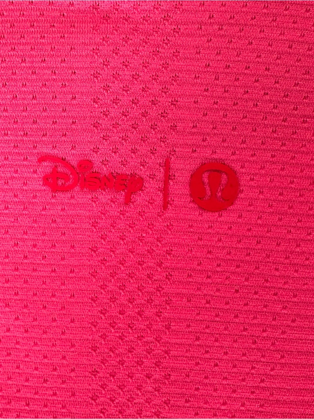 Limited edition Lululemon Disney swiftly tech - Picture 3 of 5